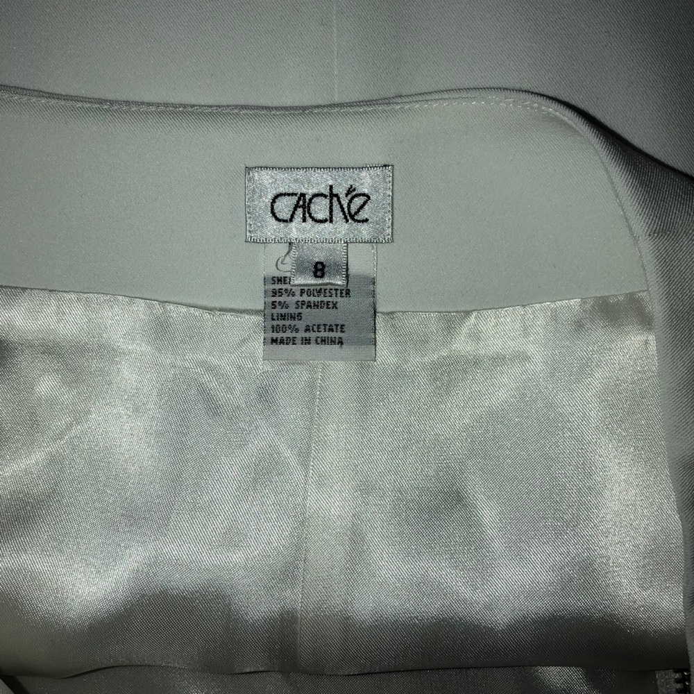 Cache Skirt...White...Size 8 - image 7